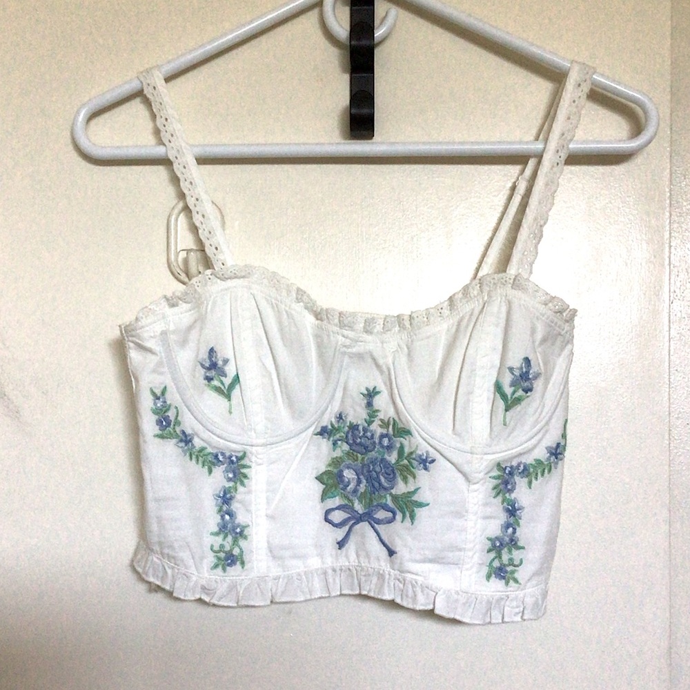 Altar'd State Cropped Bustier With Floral Embroidery NWOT